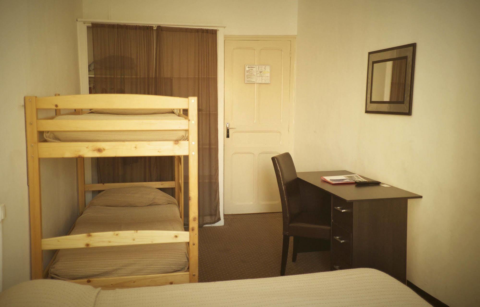 Hotel Le Centre เลอบูลู ภายนอก รูปภาพ